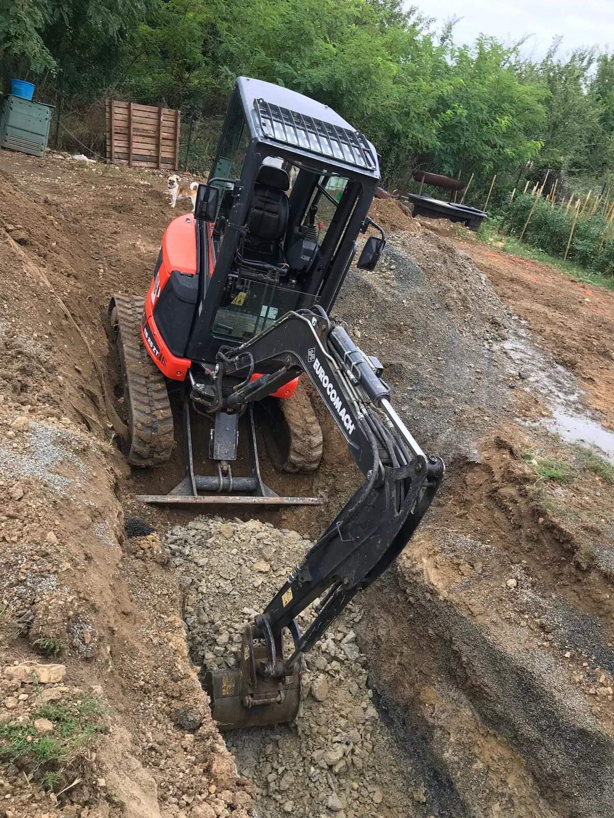 Ouverture de tranchée à la mini-pelle